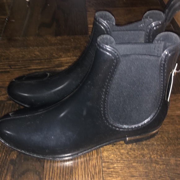 Henry Ferrera Short Woman’s Rain Boots - Black - Picture 2 of 6